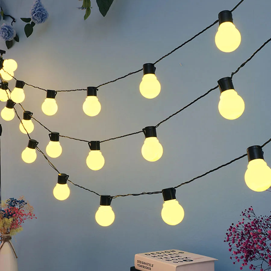 Magical 38 LED globe string light garland for outdoor decorations