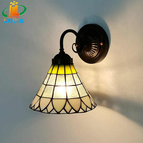 Retro wall light with minimalist tiffany style stained glass - vue 3 sur 6