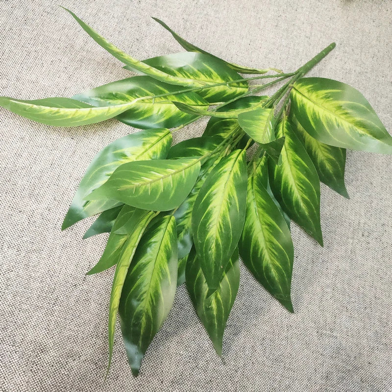 Decorative artificial tropical palm branches plastic - vue 13 sur 13