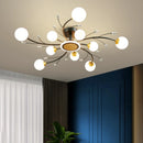 Modern crystal chandelier for a luxurious and minimalist atmosphere