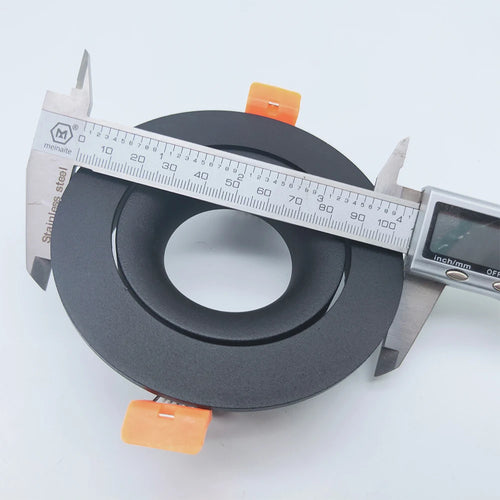 Adjustable recessed spotlight with replaceable light and modern design - vue 4 sur 9