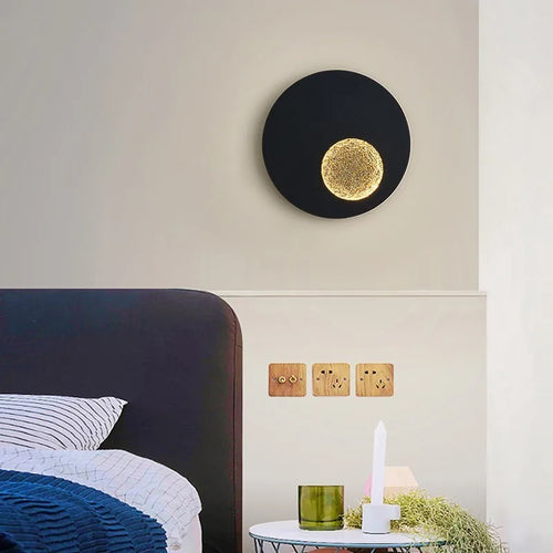Modern LED wall light for decorative lighting - vue 3 sur 6