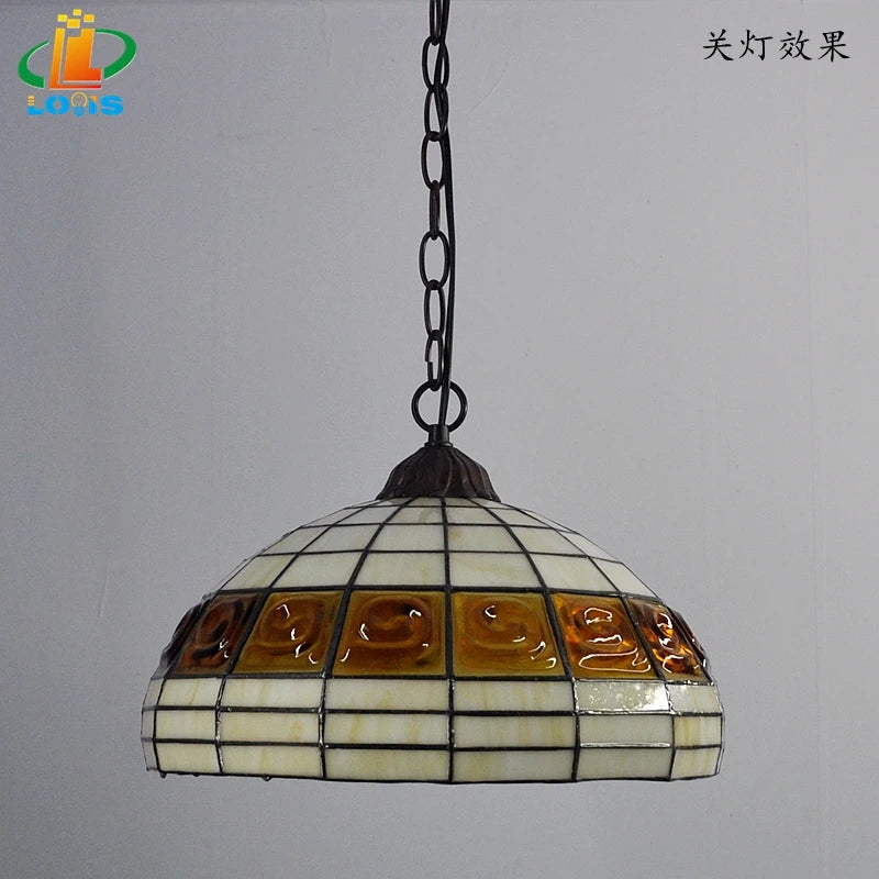 European style brick chandelier with antique Tiffany glass lampshade - vue 6 sur 6