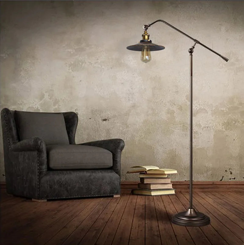 Vintage industrial wrought iron long arm floor lamp - vue 2 sur 7