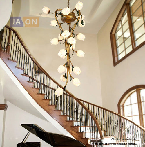 Nordic iron pendant light with glass lily, tulip and camellia for decorative lighting - vue 4 sur 12