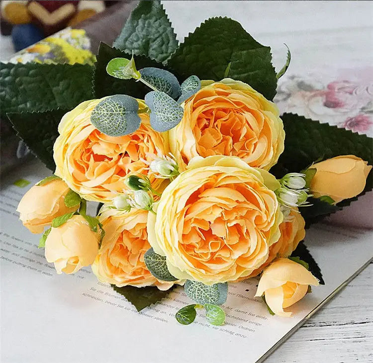 Beautiful artificial flower bouquet for weddings and decoration - vue 8 sur 13
