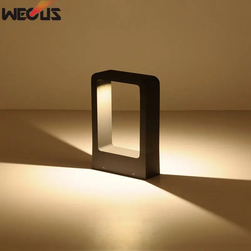 Waterproof outdoor LED lamp for garden and pathway lighting