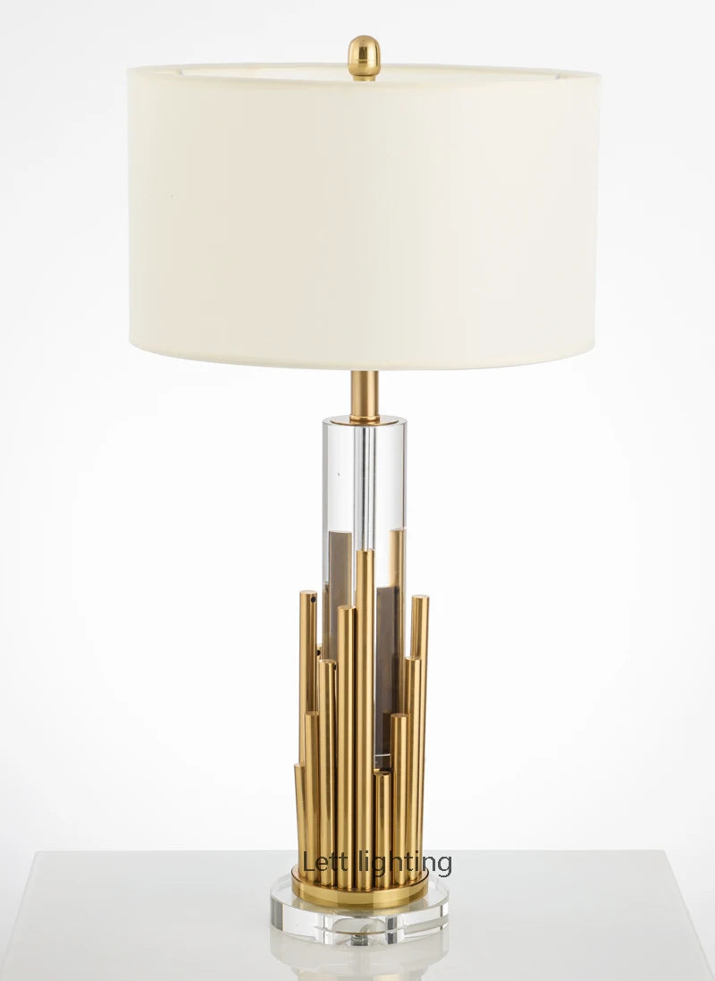 Luxury designer table lamp in marble and metallic fabric, modern style - vue 4 sur 8