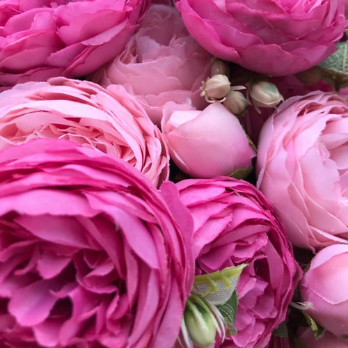 Beautiful artificial flower bouquet for weddings and decoration - vue 7 sur 13