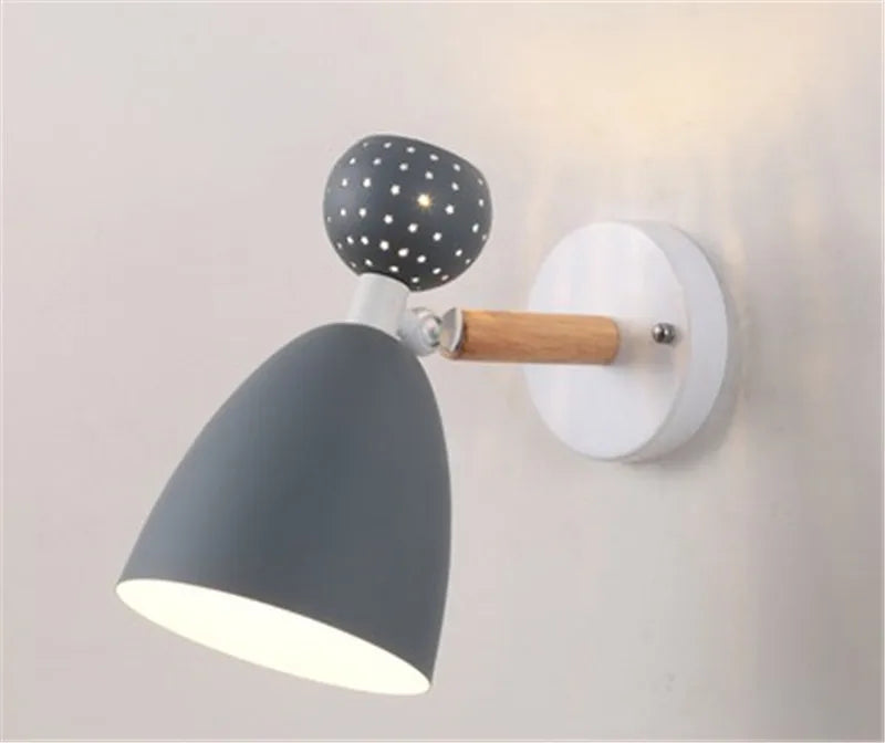 Modern Nordic wooden wall light for reading - vue 9 sur 13