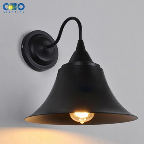 Vintage black iron outdoor waterproof wall light for various spaces - vue 2 sur 6