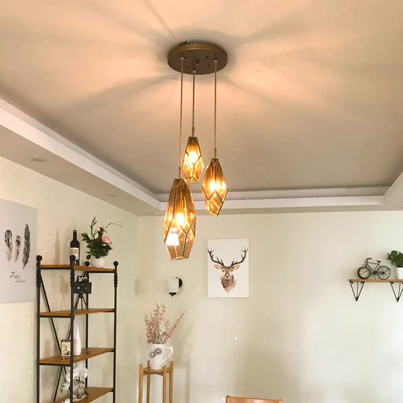 Art deco diamond pendant light for indoor and outdoor lighting - vue 3 sur 15