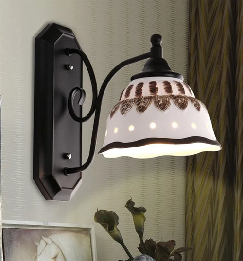 Modern ceiling light in black ceramic and metal with elegant design