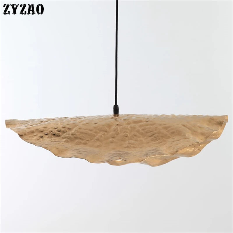 Nordic metal lotus pendant light for interior decoration - vue 4 sur 9