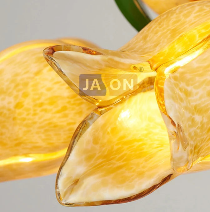 Nordic iron pendant light with glass lily, tulip and camellia for decorative lighting - vue 6 sur 12