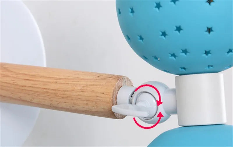 Modern Nordic wooden wall light for reading - vue 4 sur 13