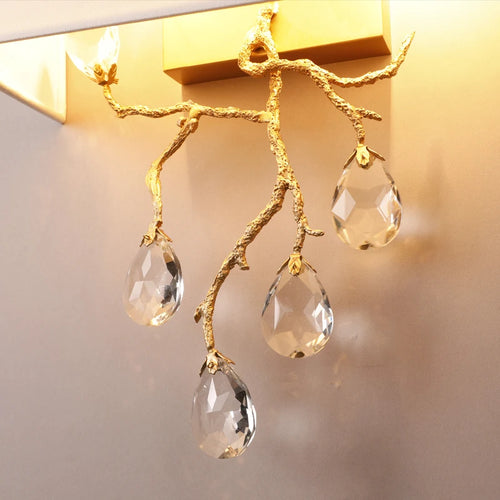 Retro gold crystal wall light for modern interiors - vue 6 sur 8