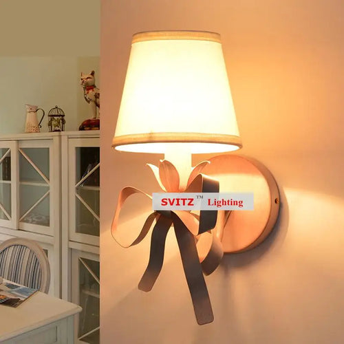 Bow fabric wall light for girls' bedroom - vue 4 sur 9