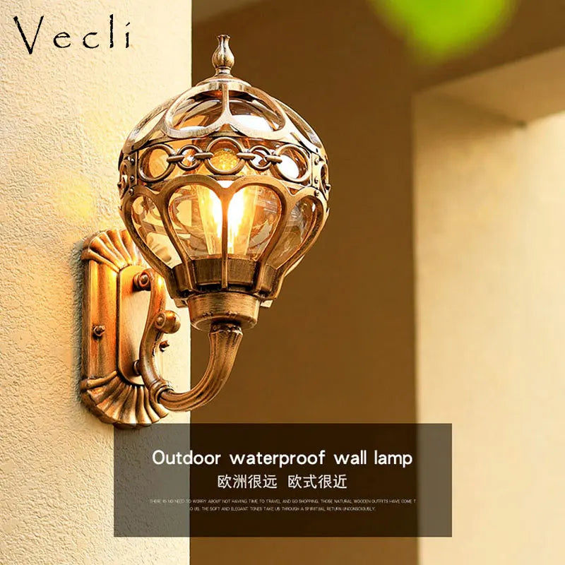 Waterproof outdoor wall light for garden and decor - vue 3 sur 8