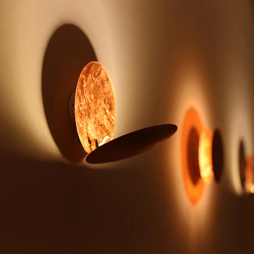 Round gold copper moon eclipse LED wall light - vue 5 sur 11