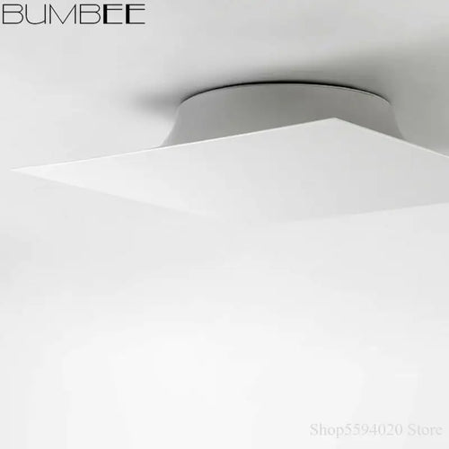 Modern square LED ceiling light for elegant interior decor - vue 4 sur 6
