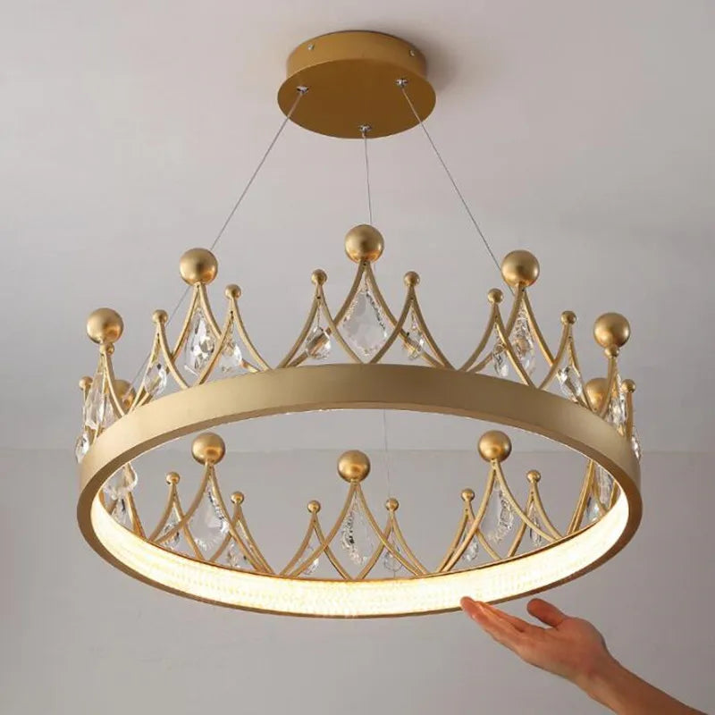 Modern nordic crystal chandelier for indoor lighting