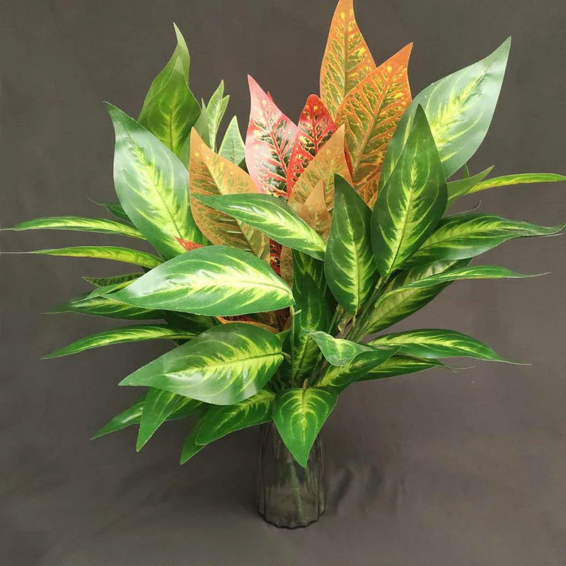 Decorative artificial tropical palm branches plastic - vue 5 sur 13