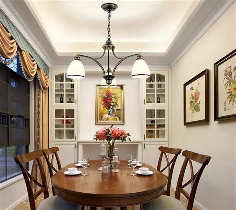 Classic iron and glass chandelier for indoor decoration - vue 3 sur 16