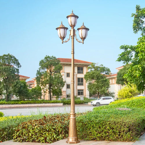 European retro outdoor lamp for garden and park - vue 3 sur 10