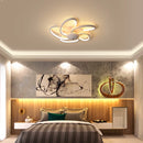 Modern chandelier for elegant and versatile indoor lighting