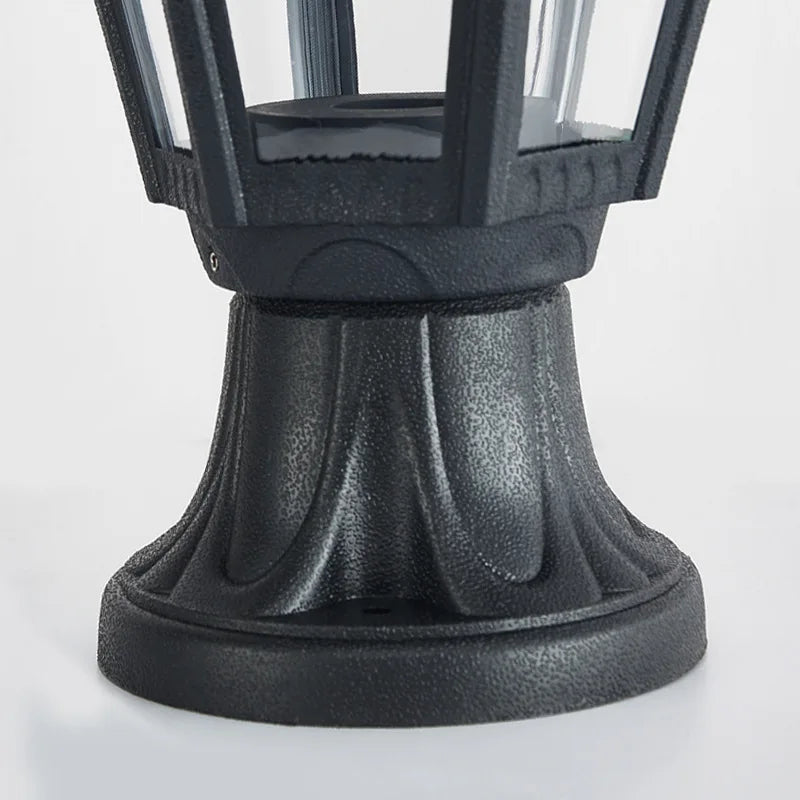 Italian design hexagonal column outdoor lamp for villas, courtyards and walkways - vue 6 sur 7