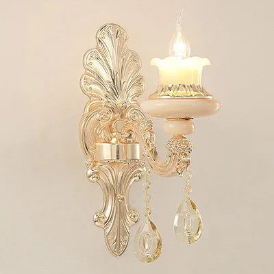 Modern crystal wall light for elegant interiors - vue 13 sur 22