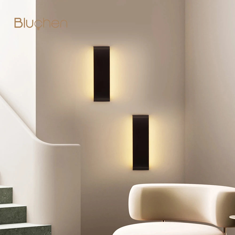 Modern LED wall light for elegant indoor lighting