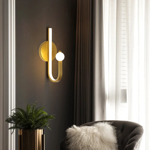 Nordic style gold copper wall light with soft LED commercial lighting - vue 4 sur 10