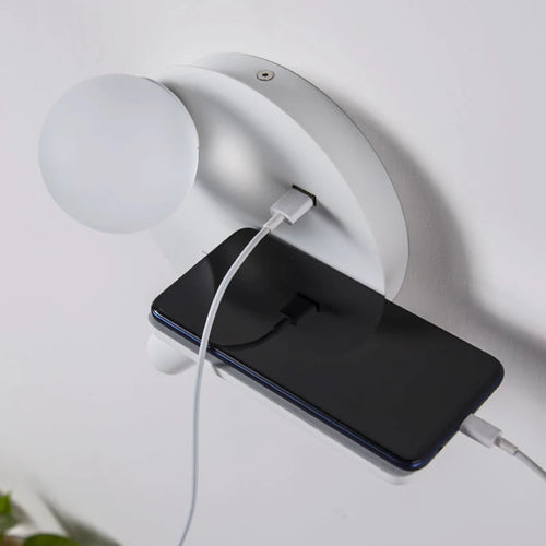 Modern minimalist wall light with USB and adjustable angle - vue 6 sur 10