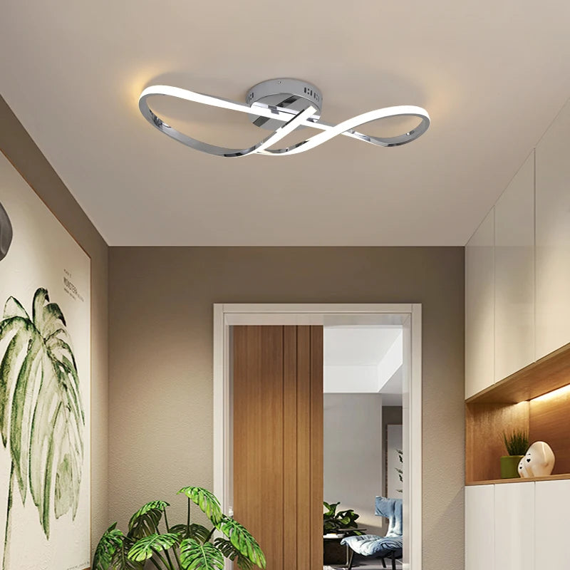 Modern metal chandelier for an elegant and contemporary interior - vue 2 sur 6