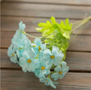 Artificial daisy flower bouquet for autumn decoration