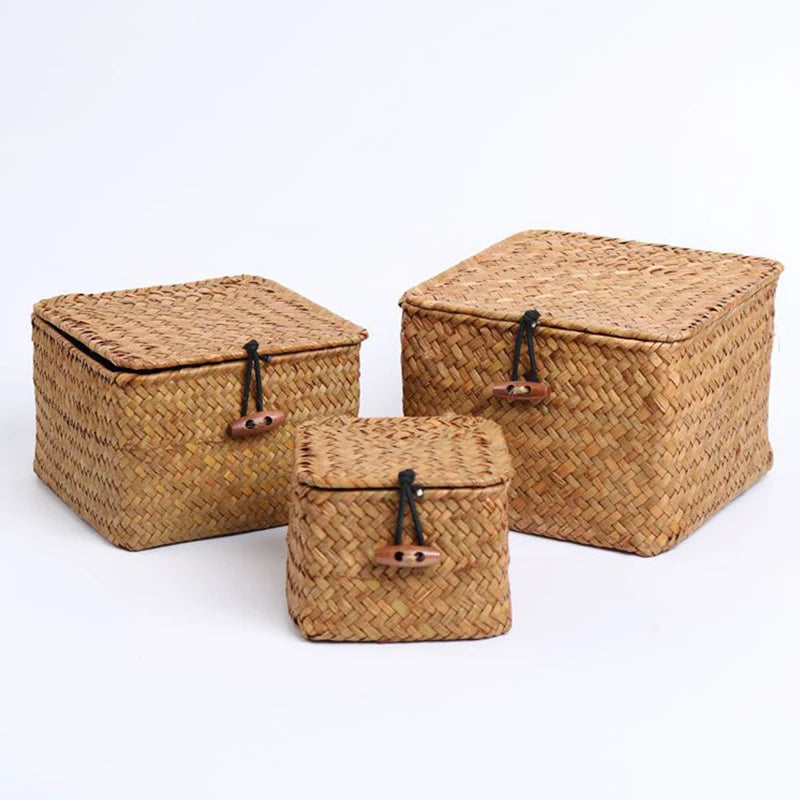 handwoven seaweed storage basket with lid - vue 3 sur 14