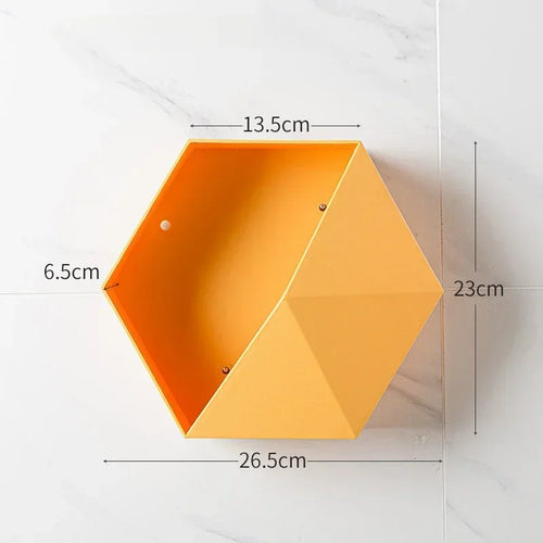 hexagonal wooden wall rack for books and decorations - vue 10 sur 12