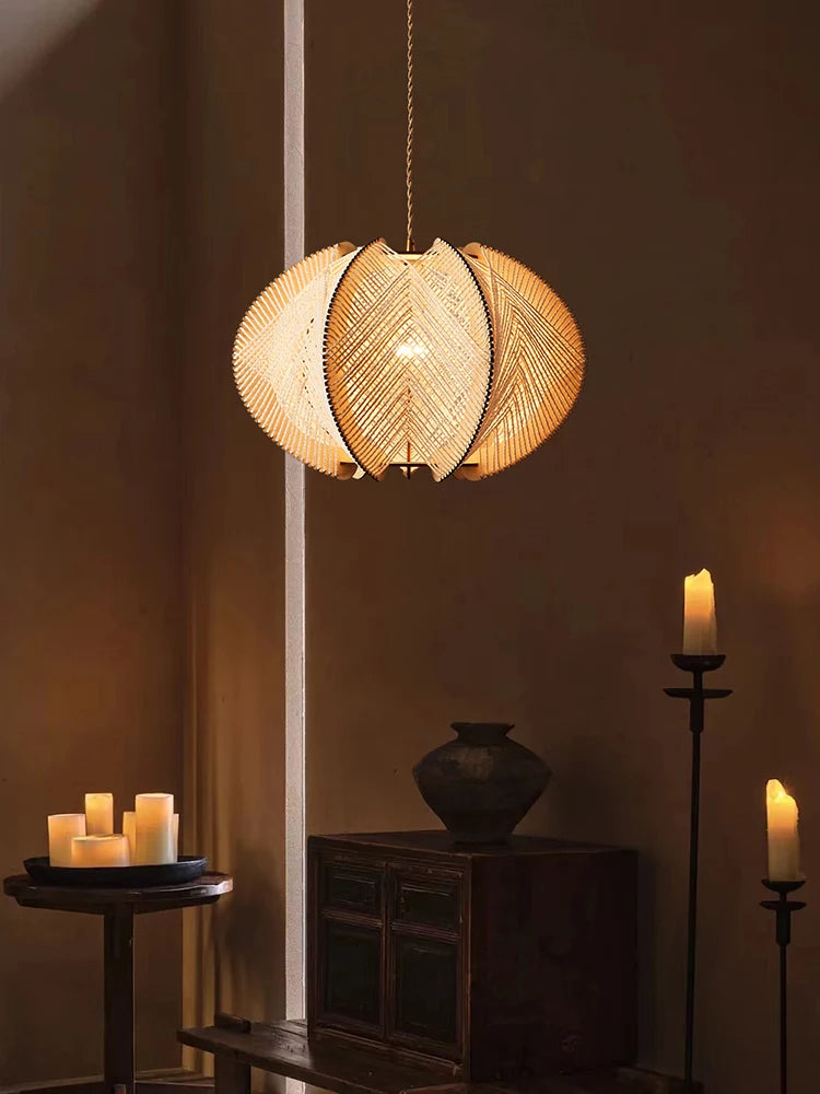 Hemp rope and wood chandelier for indoor decor - vue 5 sur 9