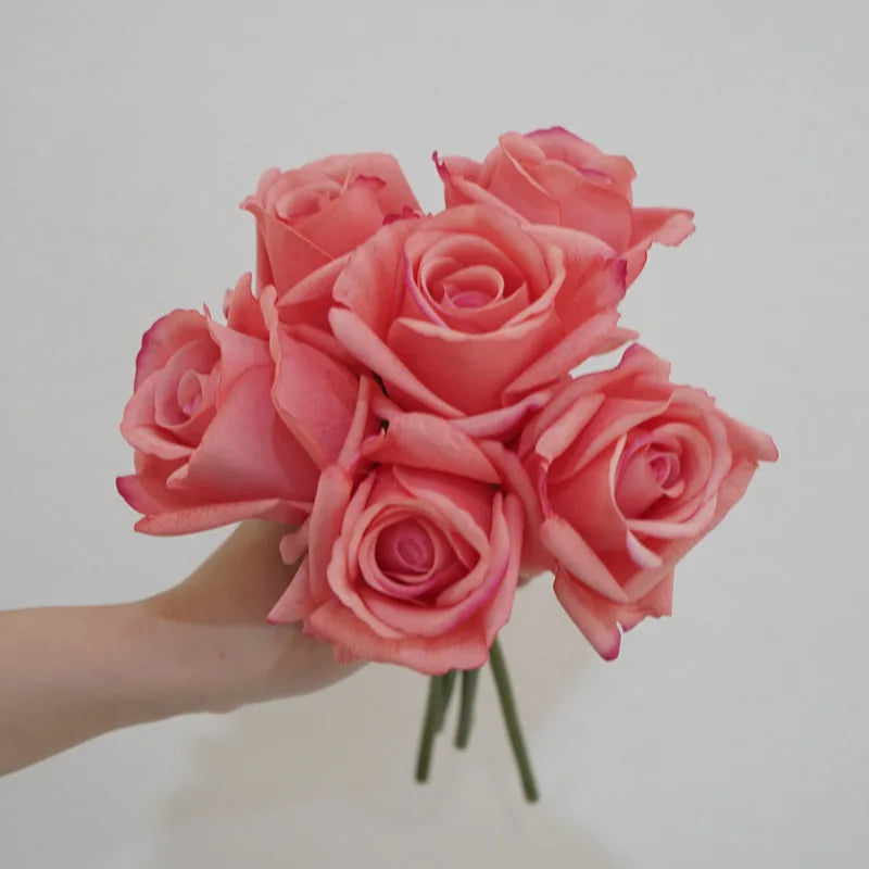 Realistic artificial rose bouquets for versatile decorations - vue 12 sur 12
