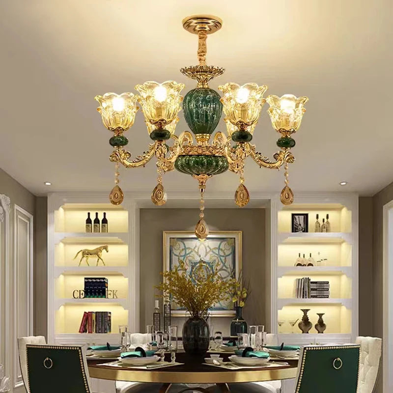Light crystal chandelier for elegant and refined decor - vue 4 sur 15