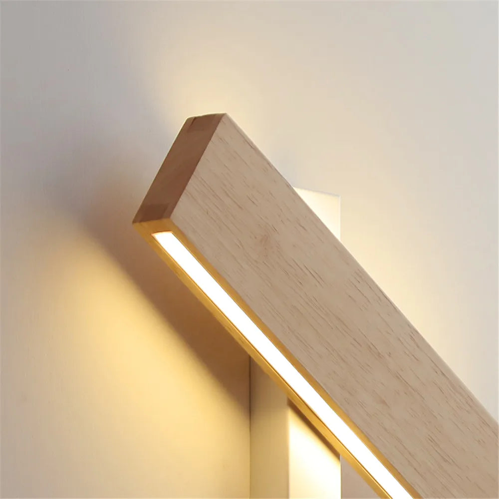 Modern wooden LED wall light for interiors - vue 4 sur 9