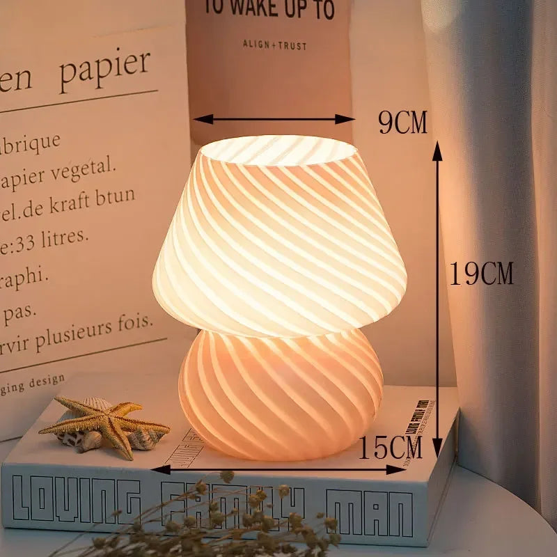 Nordic table lamps for modern decorative lighting - vue 9 sur 9