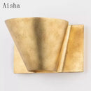 American retro wall light for elegant and warm lighting