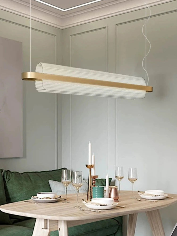 Minimalist long chandelier for restaurant, café or creative office - vue 4 sur 7