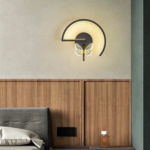 Modern decorative LED butterfly wall light for indoor use - vue 5 sur 11