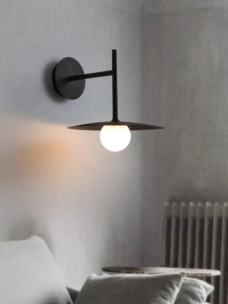 Minimalist wall light for elegant and modern interior decor