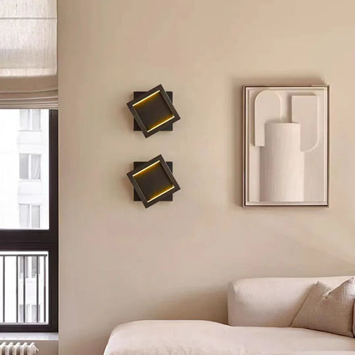 Modern adjustable brass wall light for decoration - vue 4 sur 8