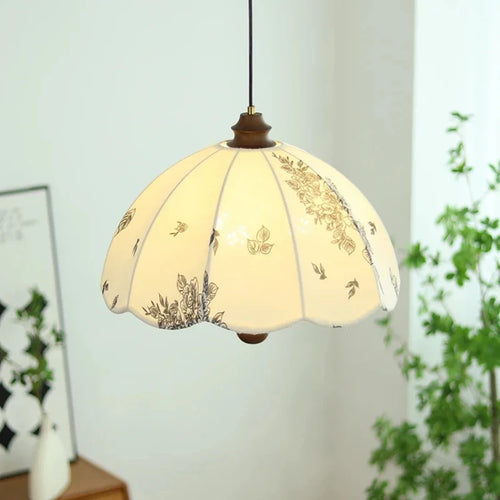 Patterned fabric pendant light for bar and living room - vue 2 sur 9
